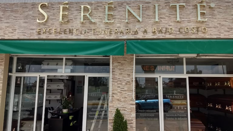 Letras 3D en CDMX Instalación de anuncios en Ciudad de México Publicidad exterior CDMX Letreros