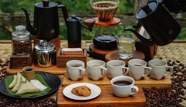 Bali Coffee and snack