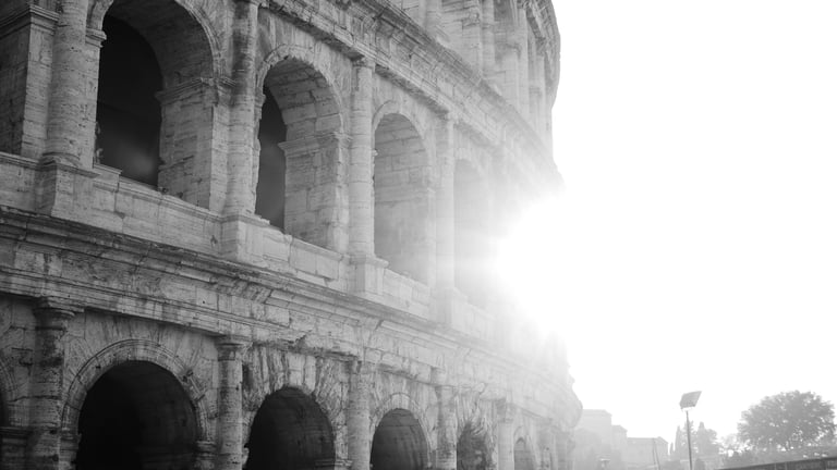 photo en noir et blanc, Colisée, lumière, rayon du soleil