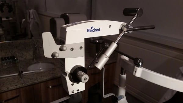 Tonômetro modelo Zeiss