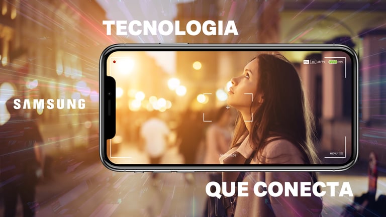 a woman standing in front of a phone with the words,'que que que