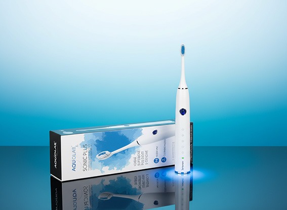 Bleeding of the gums: care Sonic Aquolab toothbrush  hygiene-precision.com