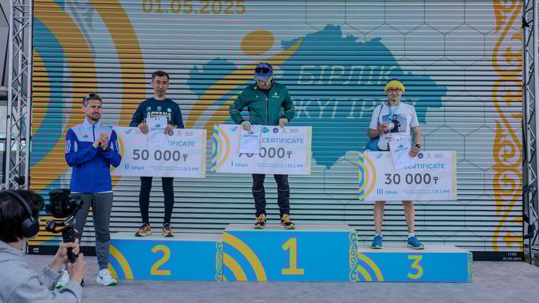 Самат Панов бег