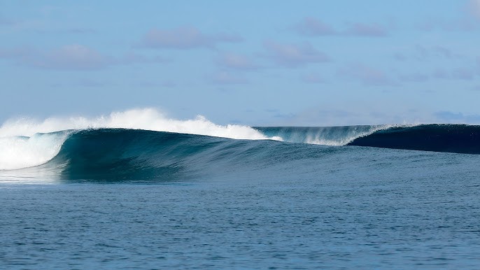 telescopes surf mentawai