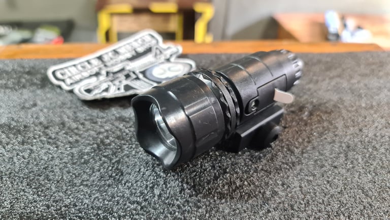 TAC FLASHLIGHT