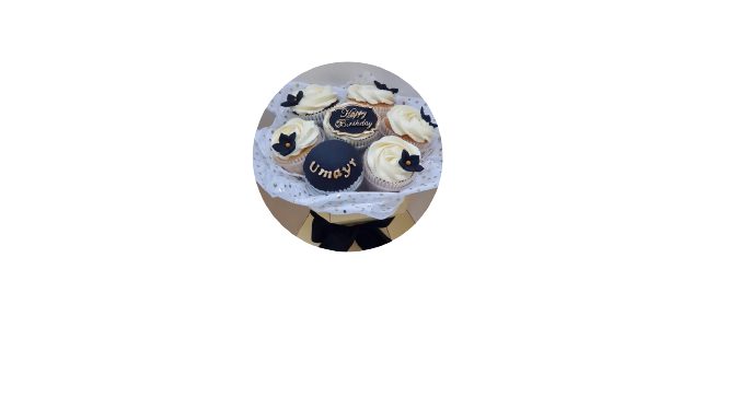 blue and white cupcake bouqet 