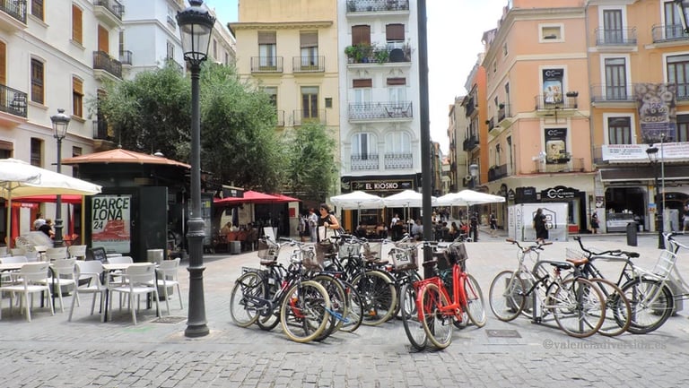 Plaza del doctor Collado de Valencia