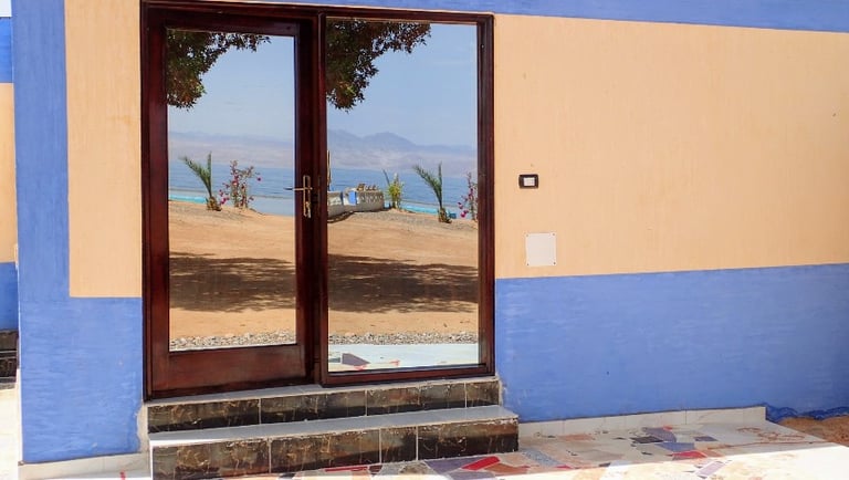 Premium Strand-Studio bei Bedouin Star, eigenes Bad und Klimaanlage, Ras Shitan