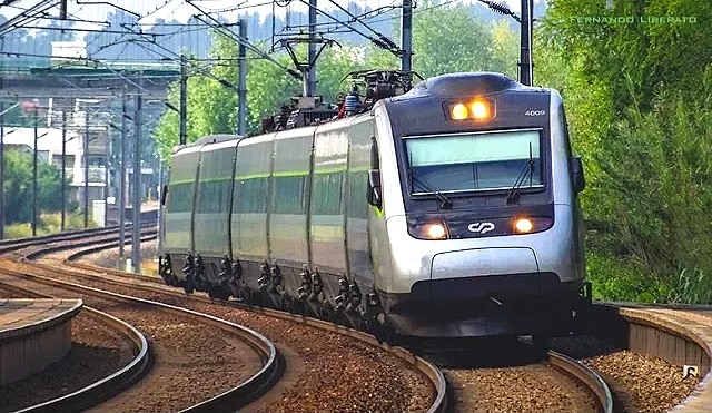 Alfa Pendular CP Comboios de Portugal