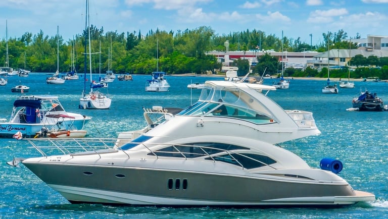 50FT Cruiser Sport yacht rental Miami flybridge