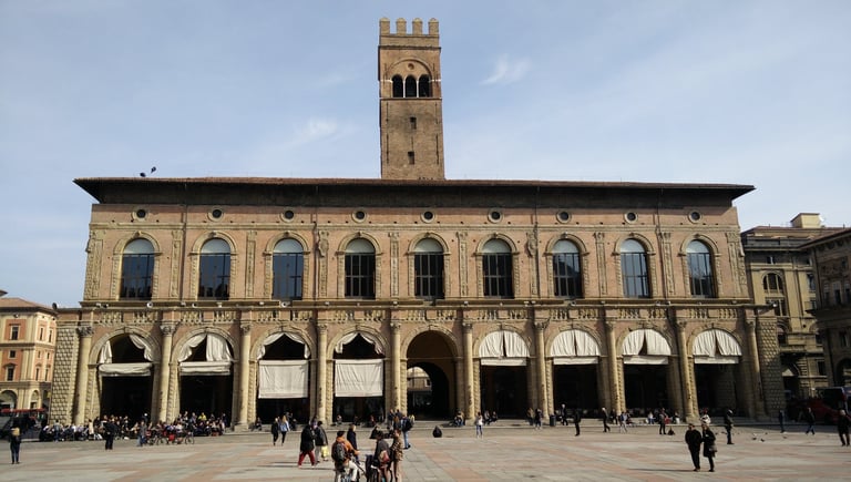 Palazzo del podestà, Bologna