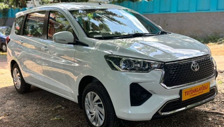 Call Taxi Services in Trivandrum-Nazz Holidays