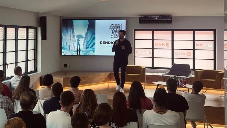 Jagoba Ormaetxea hablando sobre el concepto de Rendición en una de sus ponencias en BBK KUNA