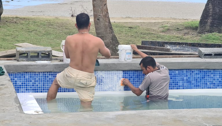 Mantenimiento de Piscina con Lecha a Porcelana