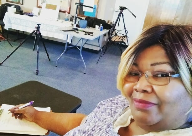 Iolande V Argent on a film set