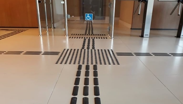 Elemento tátil inox