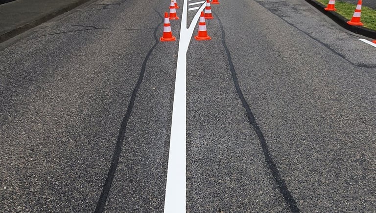 durchgebogene Linien Markierung