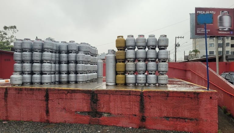 depósito de gás em Camboriú