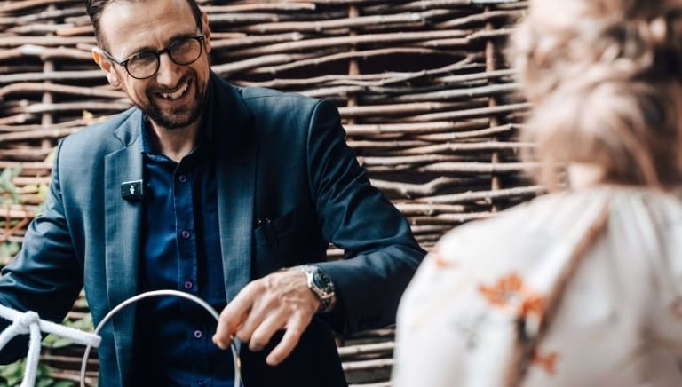 ✨Close-Up Chris✨