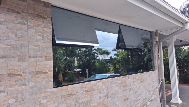 Frameless window repair in Athlone Park, Durban
