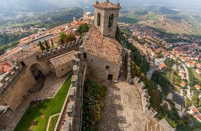 Fortezza di San Marino, Mura castello REepubblica di San Marino
