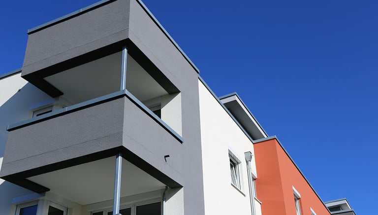 Repeindre une façade à Tournon