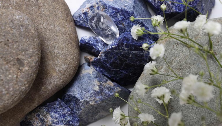 Piedras de mexico color turquesa, rojo y gris