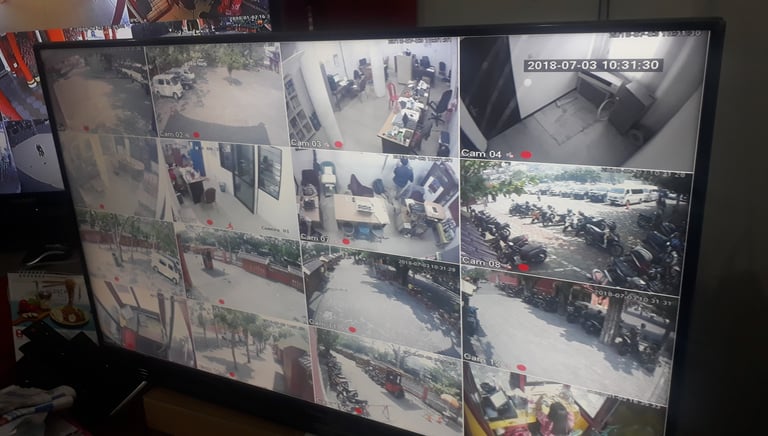 #ServisCCTVSemarang #CCTVSemarang #JasaCCTVSemarang  #CCTVMati #CCTVTidakRekam #PasangCCTV  #CCTVPanggilansemarang