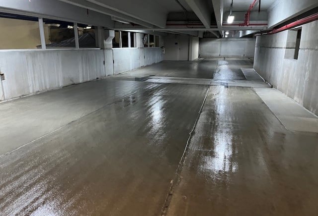 parking garage pressure cleaning services