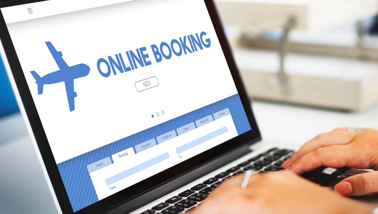<a href="https://www.freepik.com/free-photo/online-booking-traveling-plane-flight-concept_18123006.h