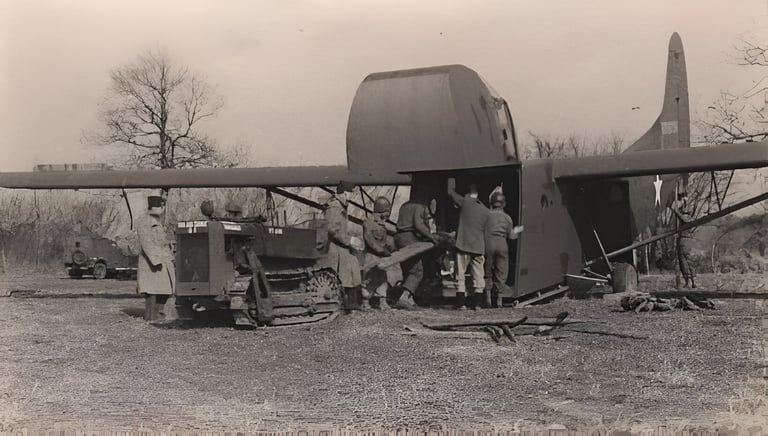 Le bulldozer Clark Airborne CA-1 sort d’un planeur Waco CG-4 Hadrian après un atterrissage, prêt à d