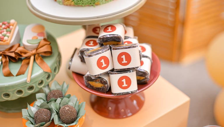 Brownie gourmet recheado da Petit Gourmet para aniversário infantil no Rio de Janeiro