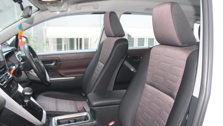 Innova Crysta Interior Chennai – Spacious 5+1 Seater with A/C for Family and Outstation Trips