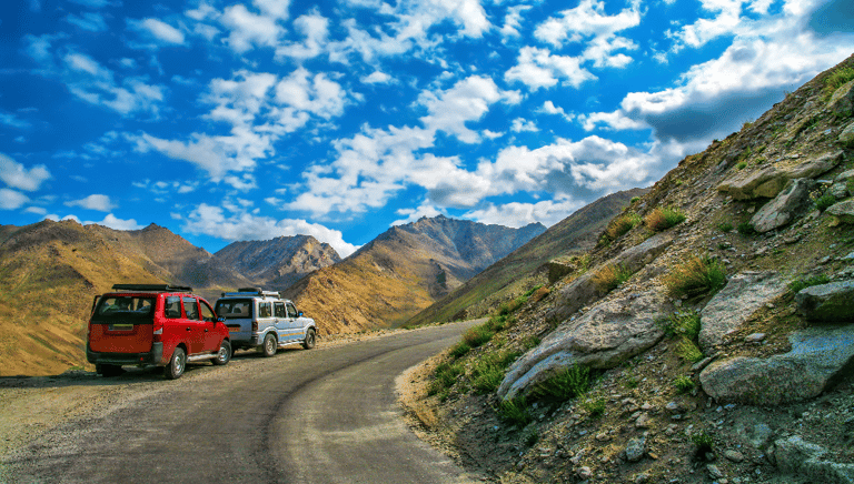 Taxi service in Leh, Ladakh