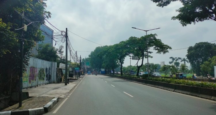 sewa mobil bulanan kalideres