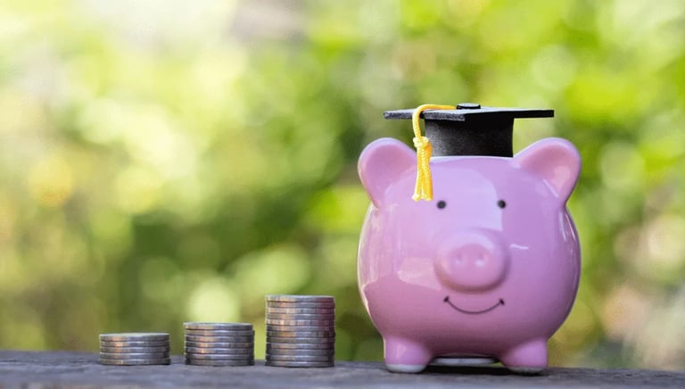 Quick approval student loans for higher education in India and abroad