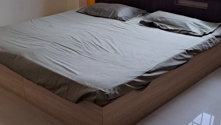Vastraraksha Ayurvedic-dyed cotton bedsheet, eco-friendly, soft, and ideal for restful sleep