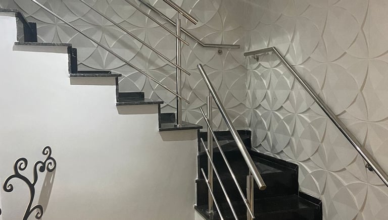 Instalação de corrimão em inox sob medida em Curitiba – Fábrica de Inox
