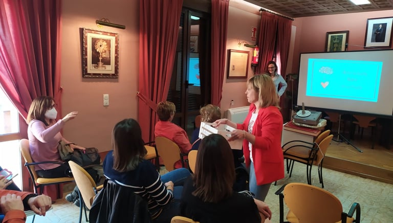 eva-angulo-tabernero-isabel-ceamanos-ferrer-la-barca-emocional-inteligencia-emocional