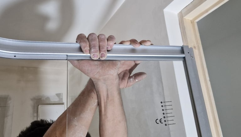 installation d'une cabine de douche.