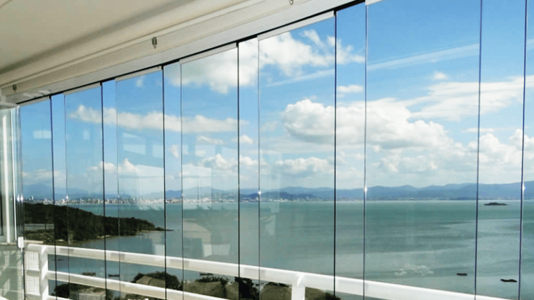 Envidraçamento de Sacadas na Barra da Tijuca Recreio e Jacarepaguá RJ.2