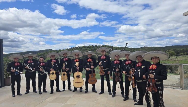 Mariachi actuando en evento privado en Madrid