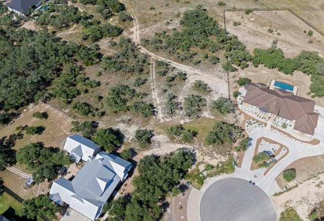Hill Country home with large clean windows, window cleaning in Bulverde, TX