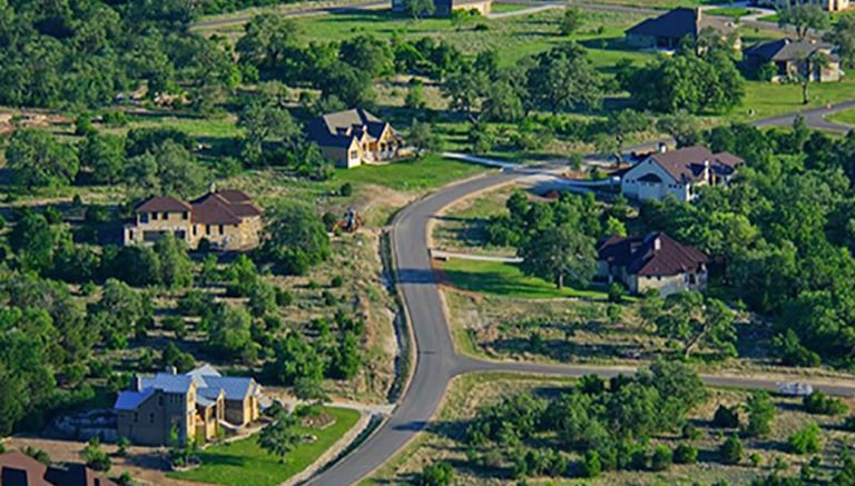 Estate home with spotless windows, window cleaning in Hill Country Village, TX