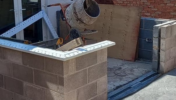 consevatory wall being built in worcester