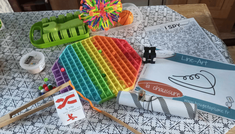 séance ludique fidget dessin pâte à modeler