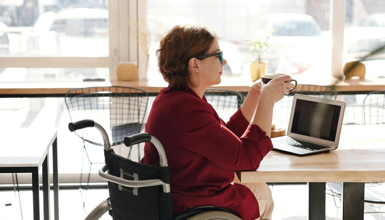 espaços adaptáveis, versáteis, acessíveis e seniors-friendly