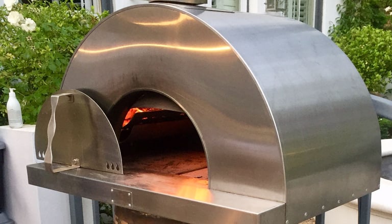 Wood-fired pizza oven available for hire in Cape Town