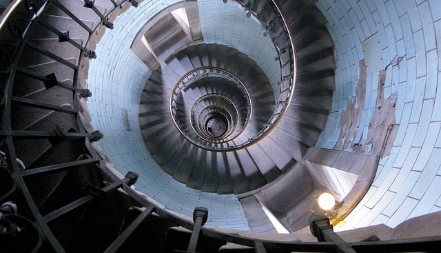 Escaliers ekmuhl ploneour-lanvern