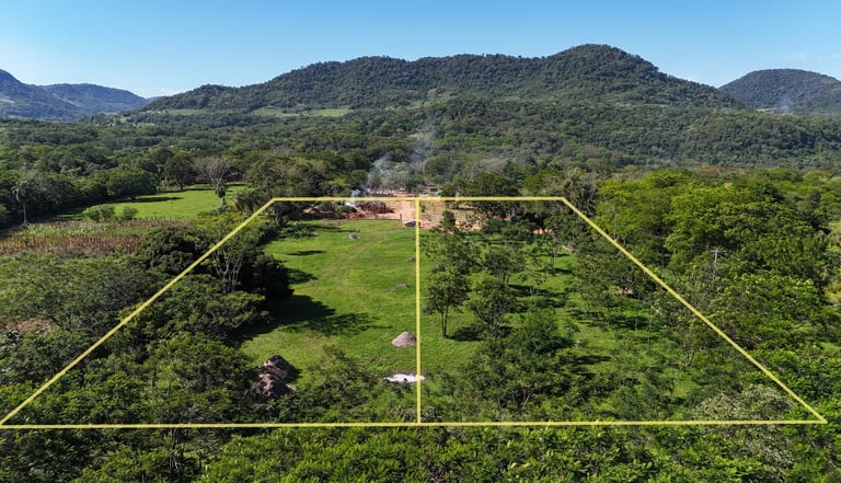 Zwei teilbare Grundstücke in der Calle Mil, Colonia Independencia, Paraguay – bis 8.760 m²